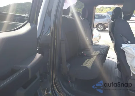 2023 Ford F-150 Xl z USA, uszkodzony, nr VIN 1FTFX1E58PFB19891